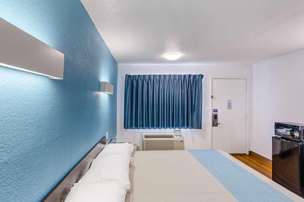 Motel 6 Fort Worth - Northside Ruang foto