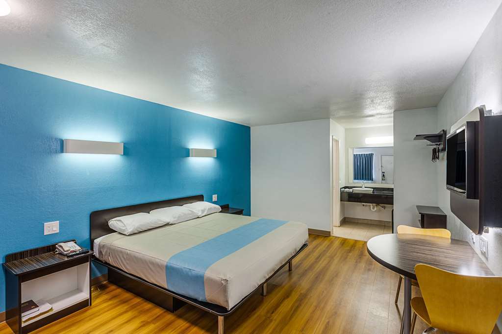 Motel 6 Fort Worth - Northside Ruang foto